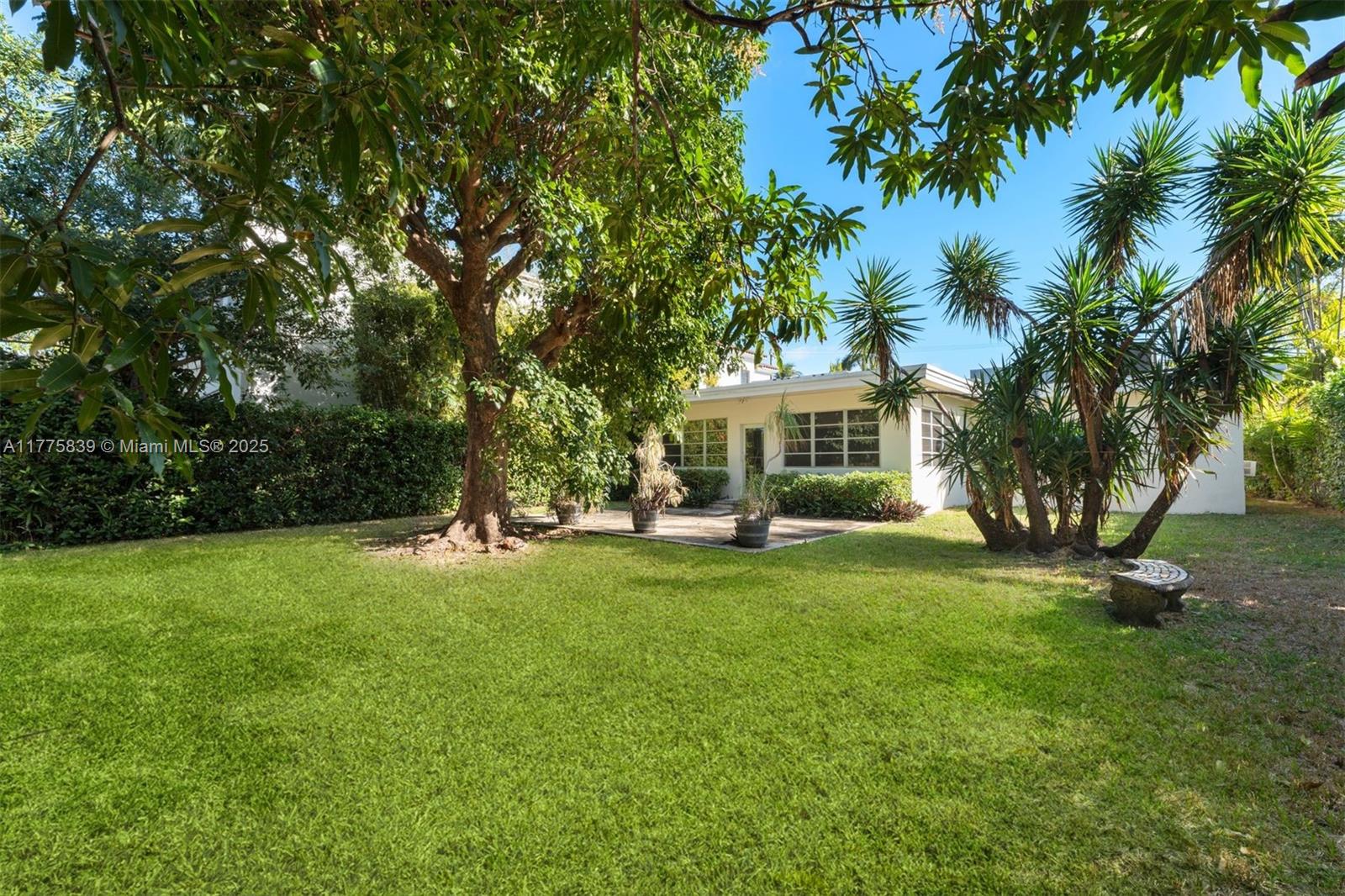 5150 La Gorce Dr