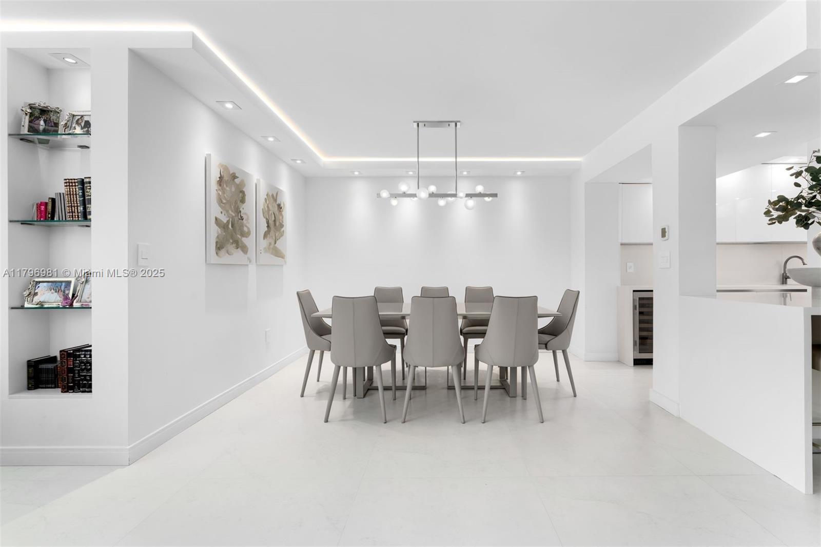 9801 Collins Ave # 17P