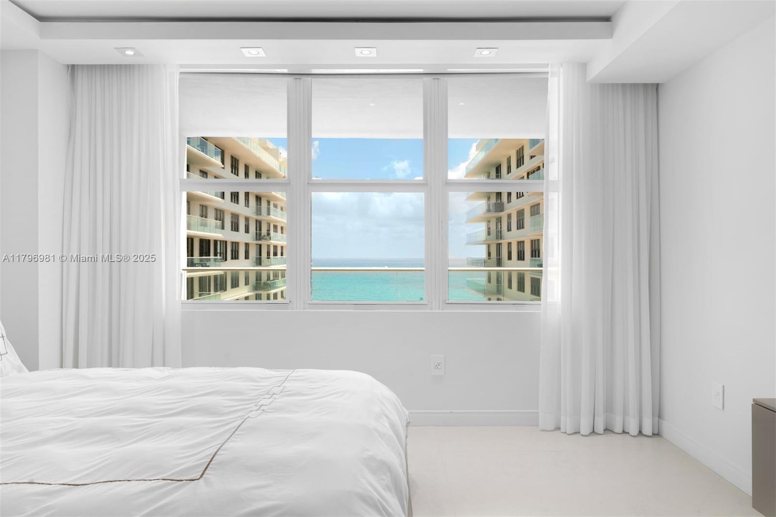 9801 Collins Ave # 17P