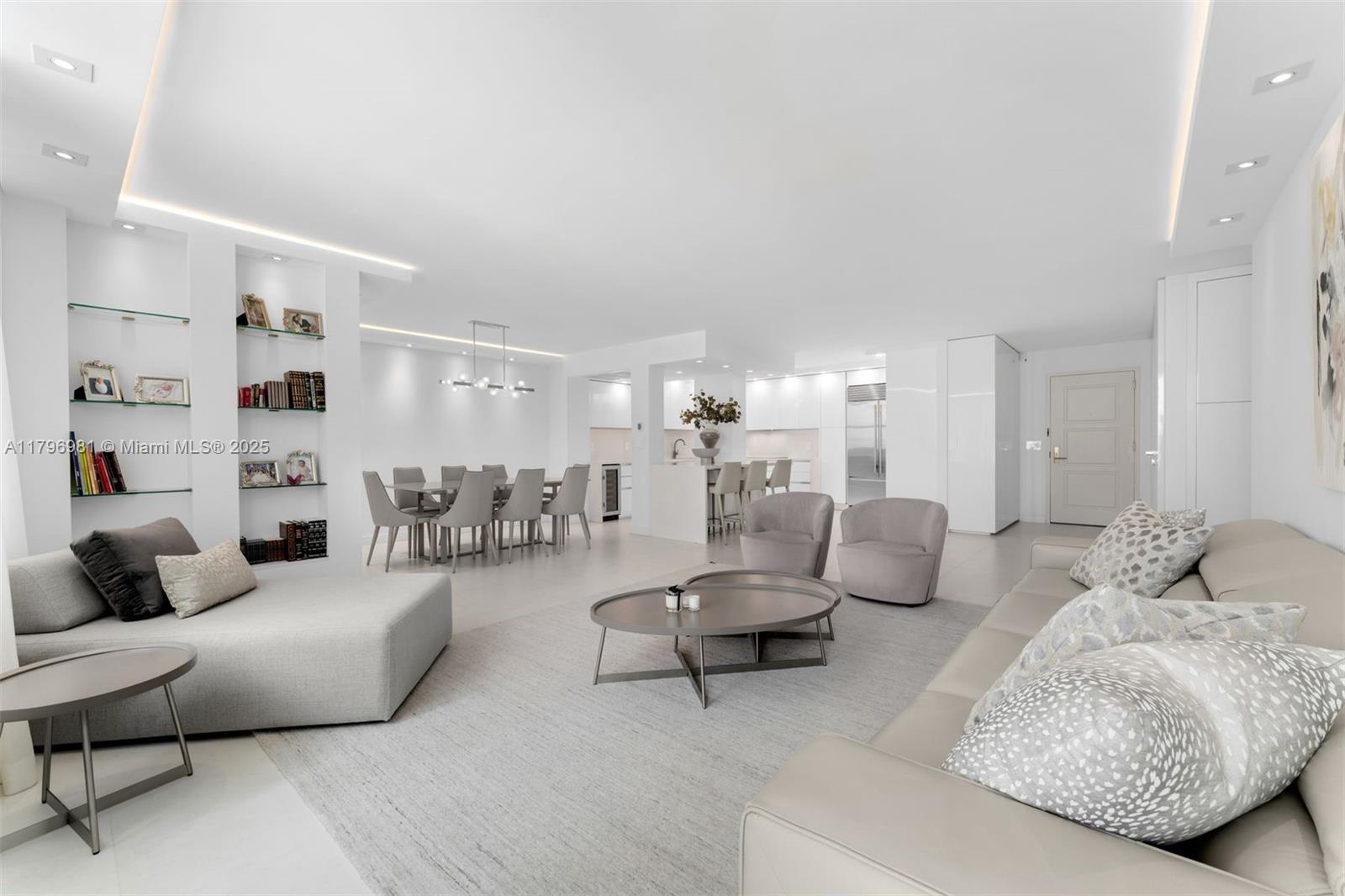 9801 Collins Ave # 17P