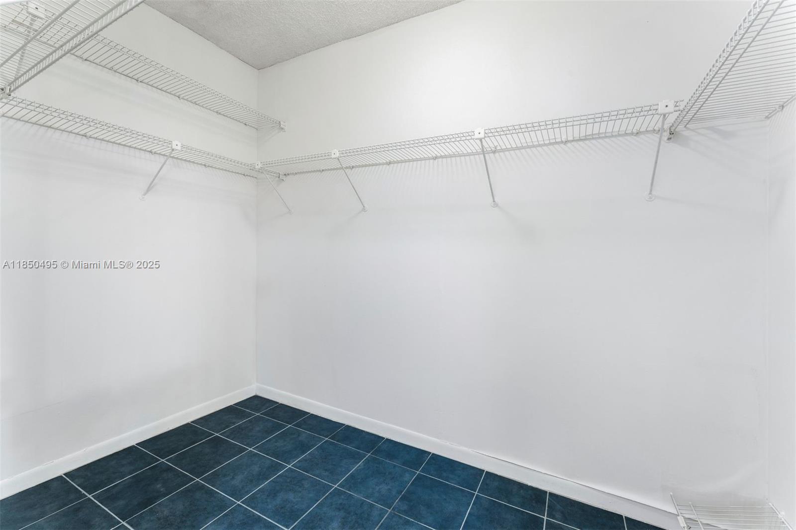 9801 Collins Ave # 18H