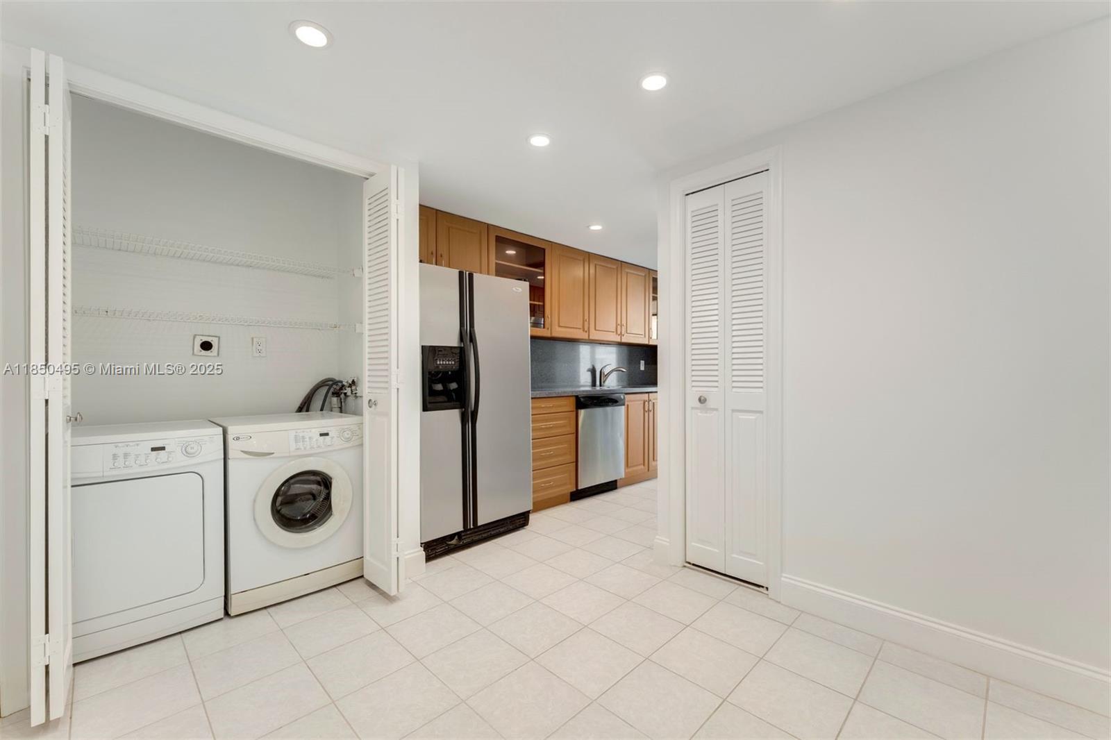 9801 Collins Ave # 18H