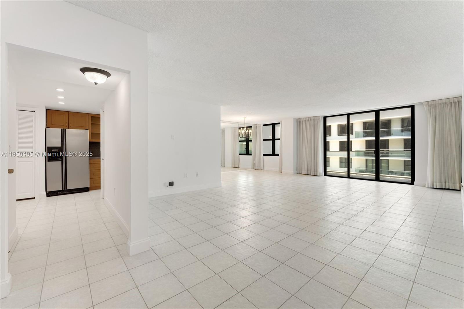 9801 Collins Ave # 18H