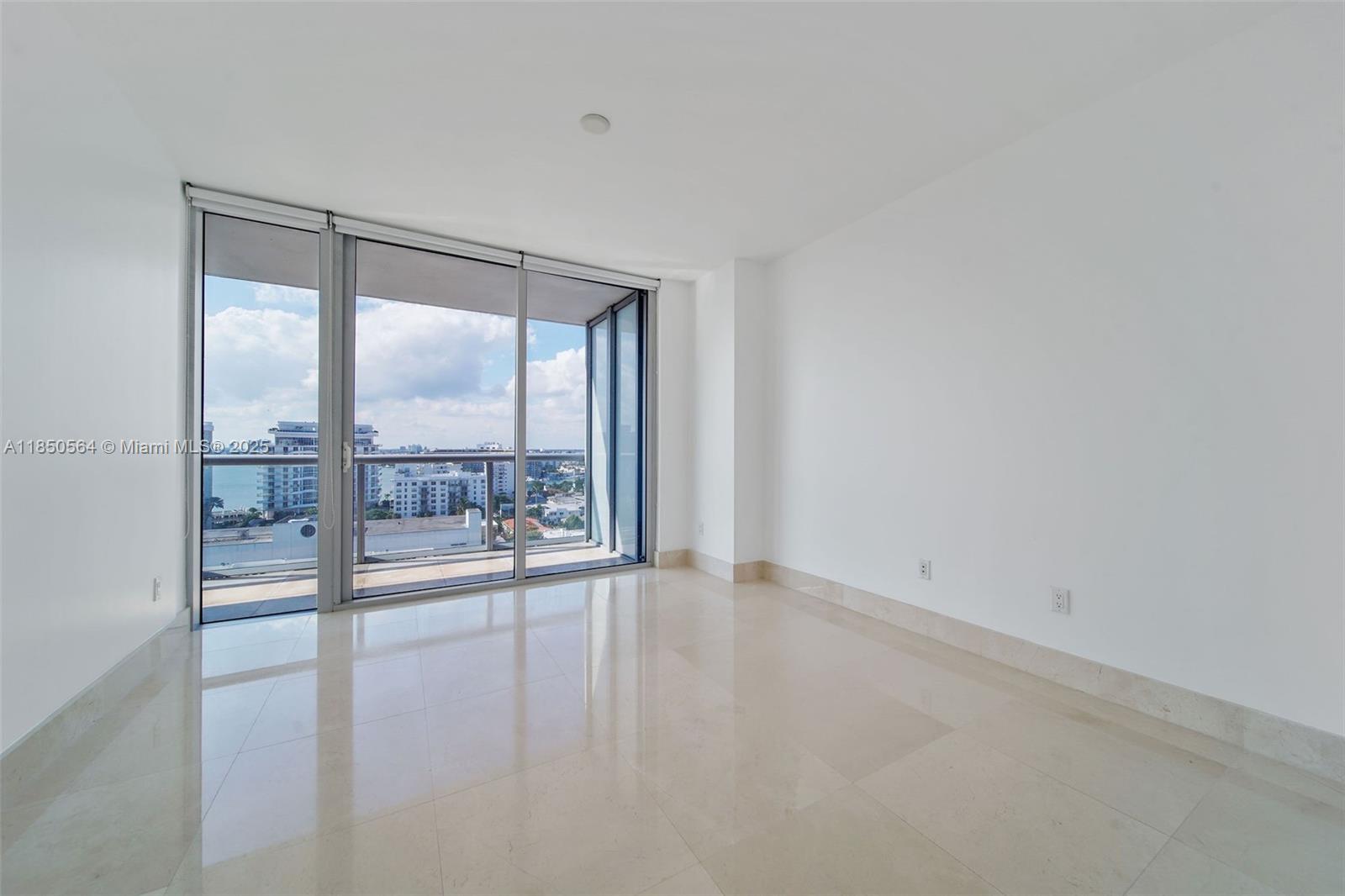 6799 Collins Ave # 1101