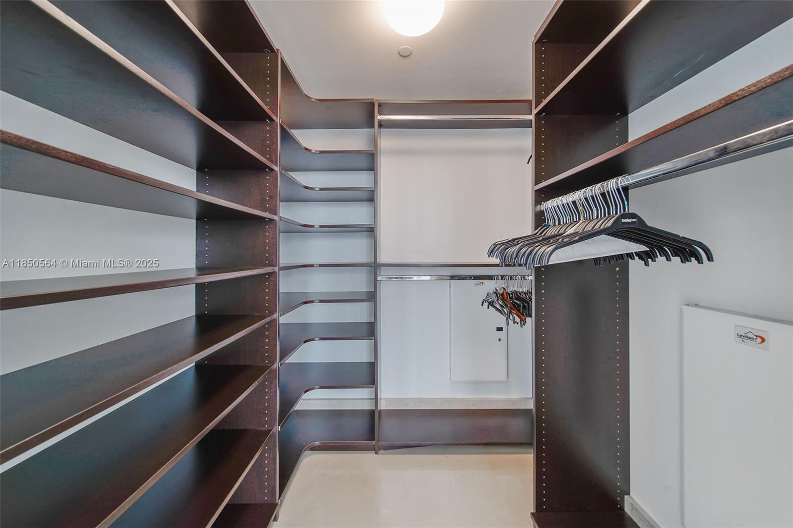 6799 Collins Ave # 1101