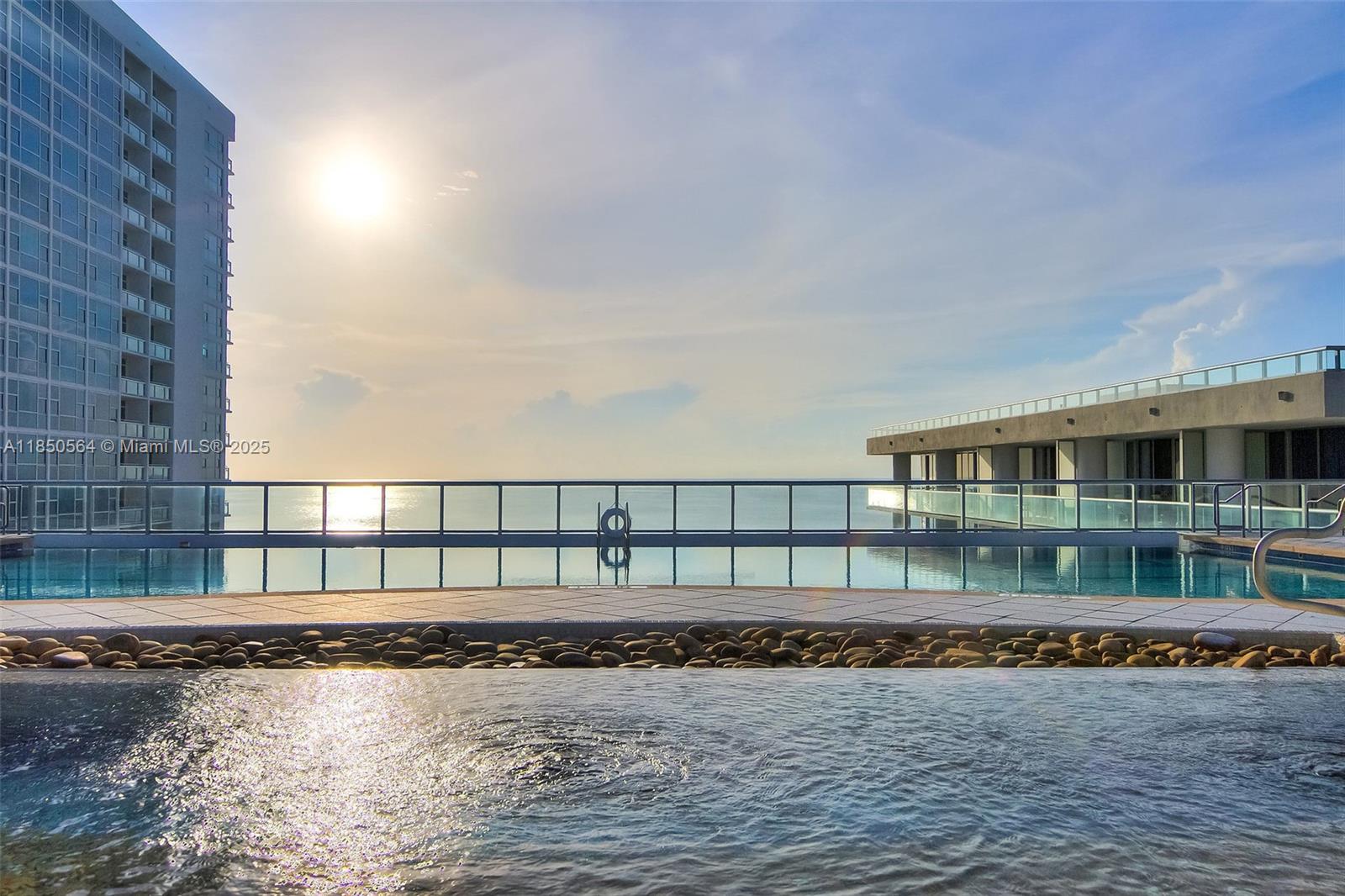 6799 Collins Ave # 1101