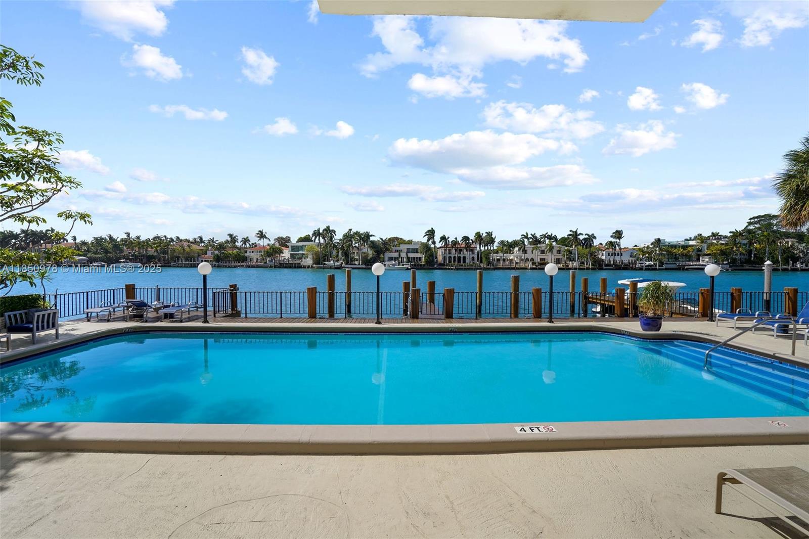 5640 Collins Ave # 7B