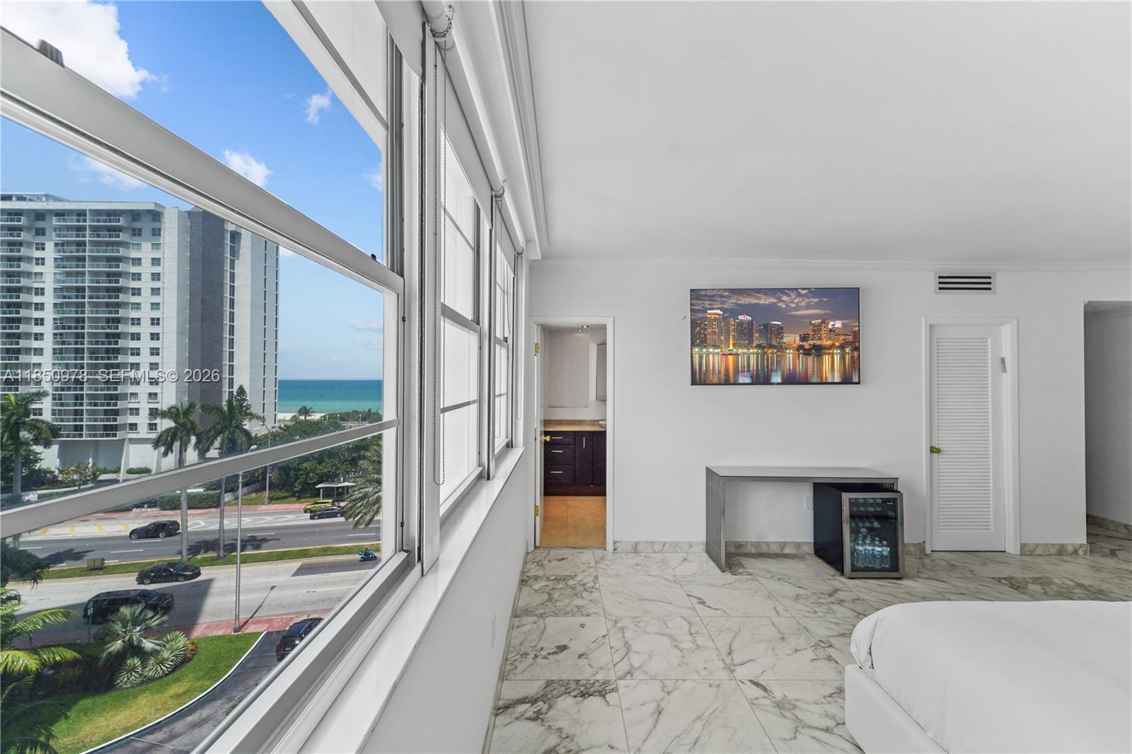 5640 Collins Ave # 7B