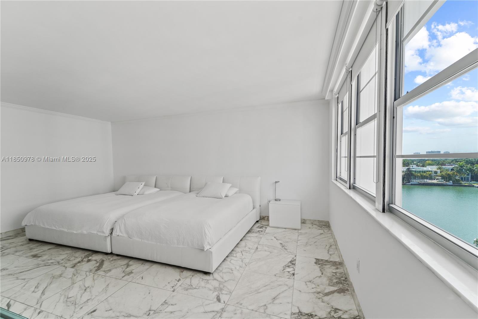 5640 Collins Ave # 7B