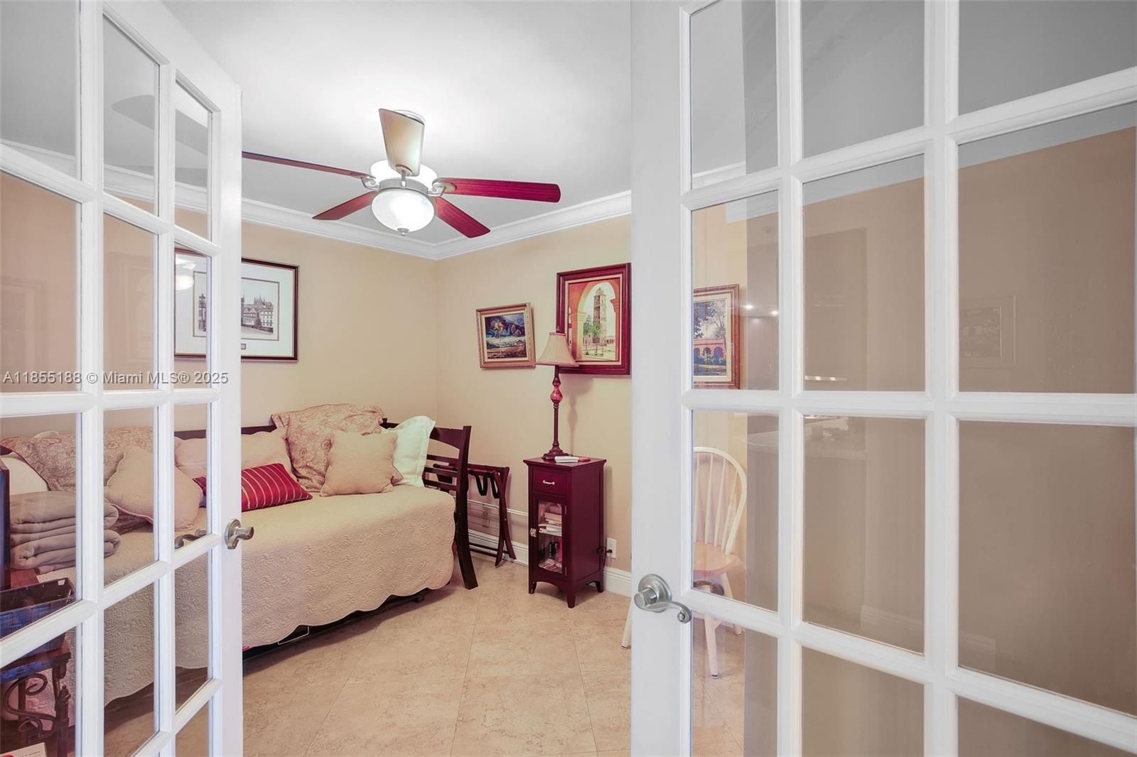 2401 Collins Ave # 1807