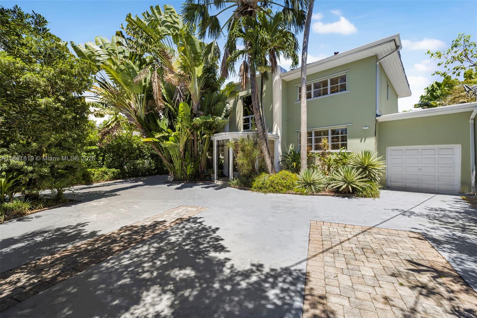 3180 N Bay Rd