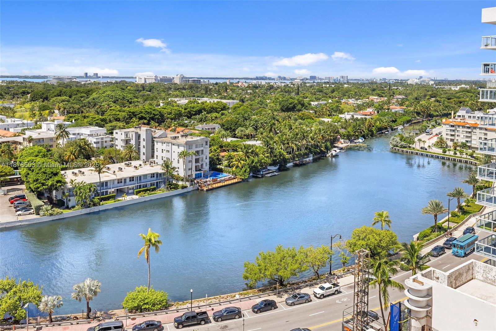 2401 Collins Ave # 1712