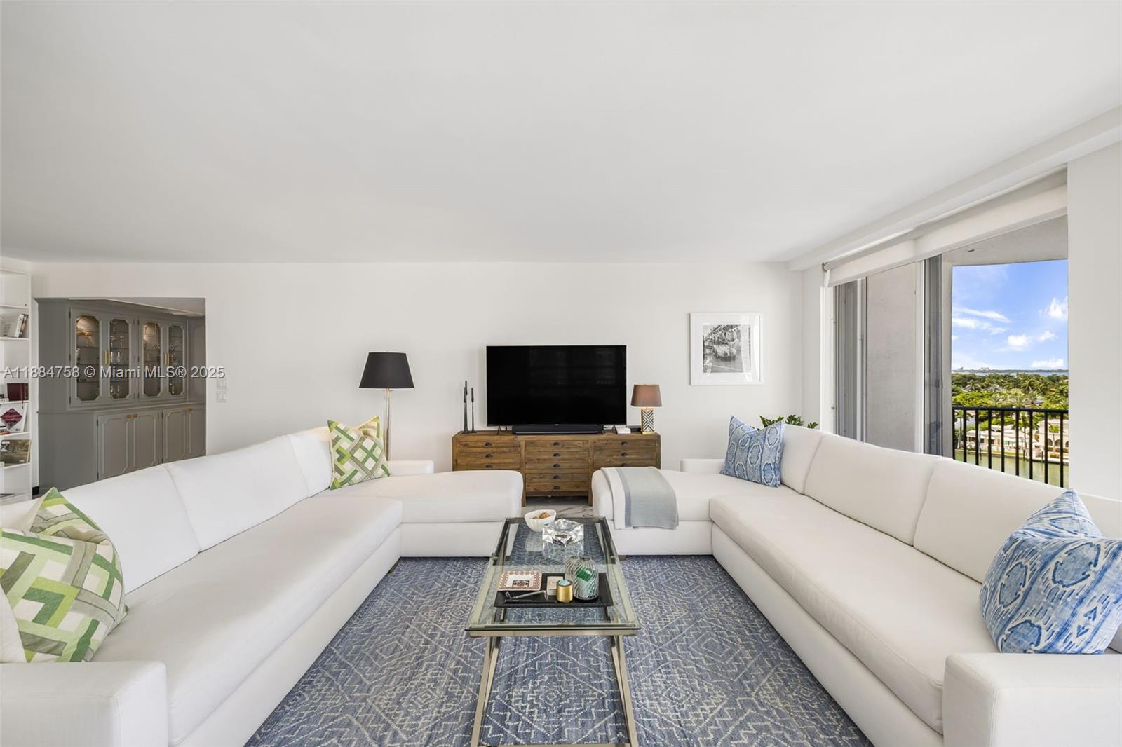 5660 Collins Ave # 8D