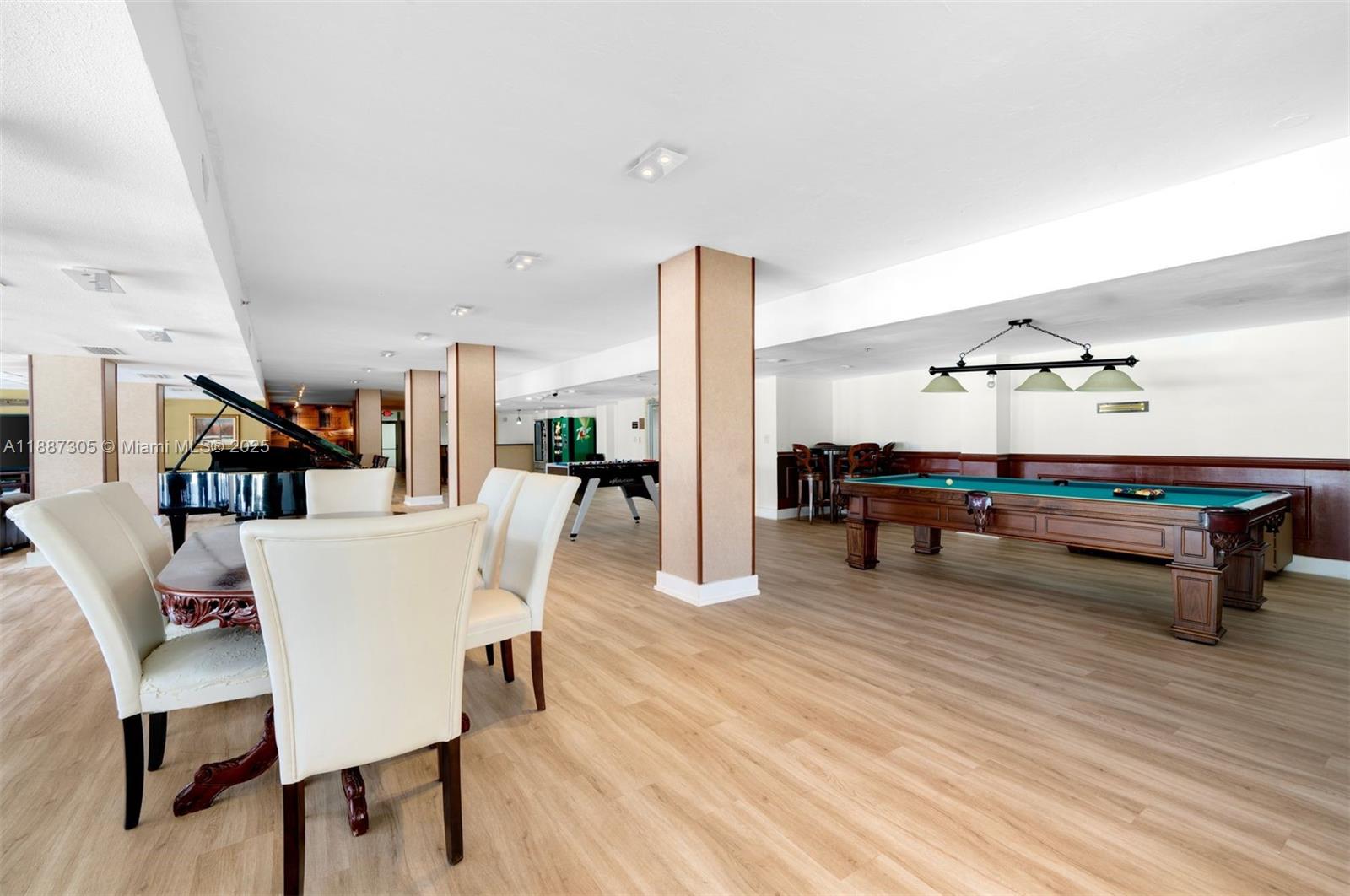 10185 Collins Ave # 519, Bal Harbour Unit: 519