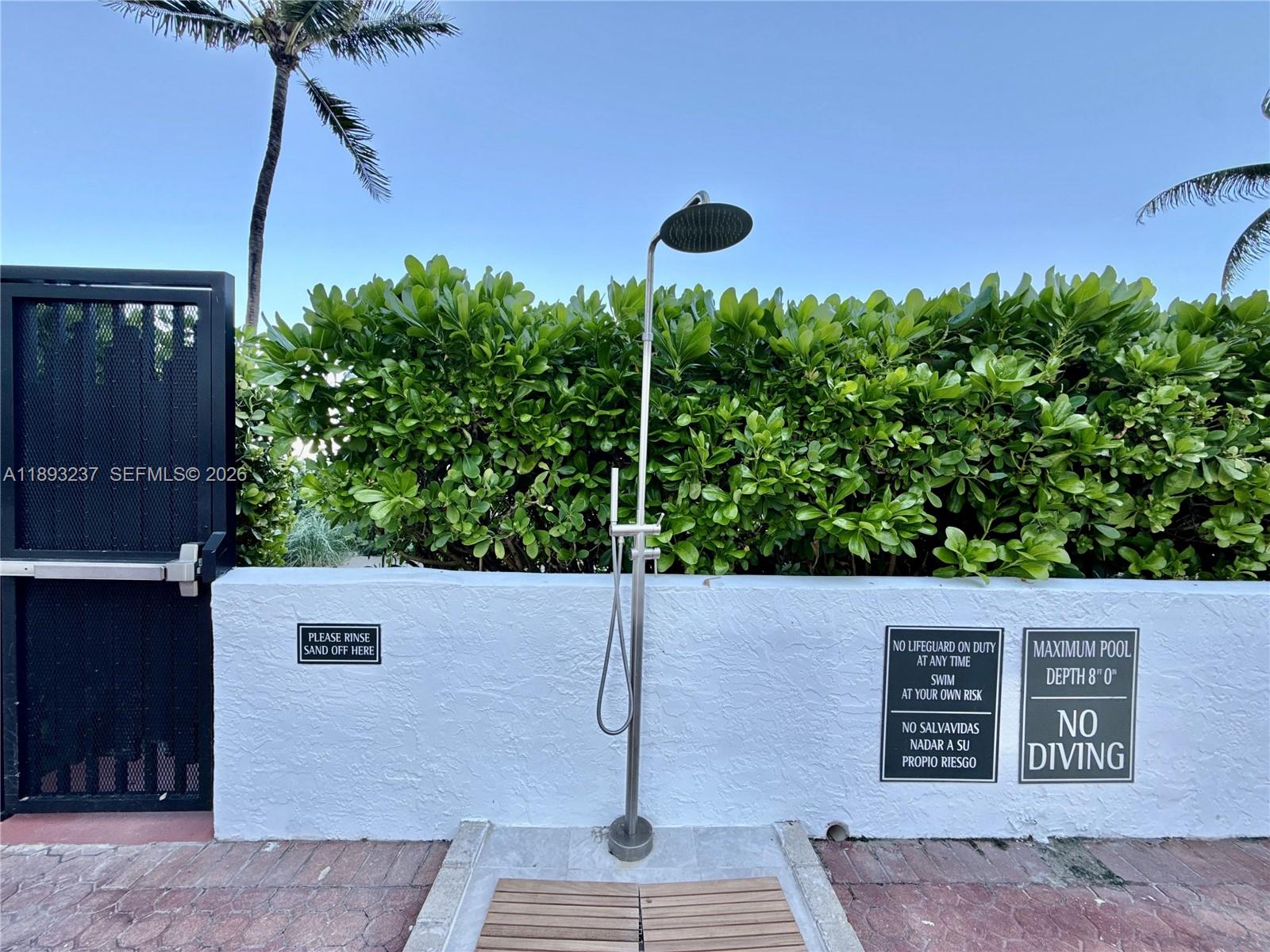 5415 Collins Ave # 304