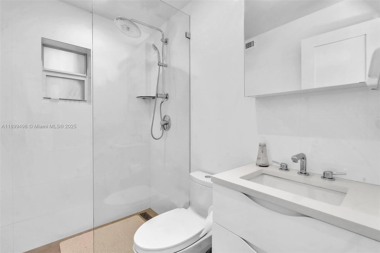 836 W 40th St, Miami Beach