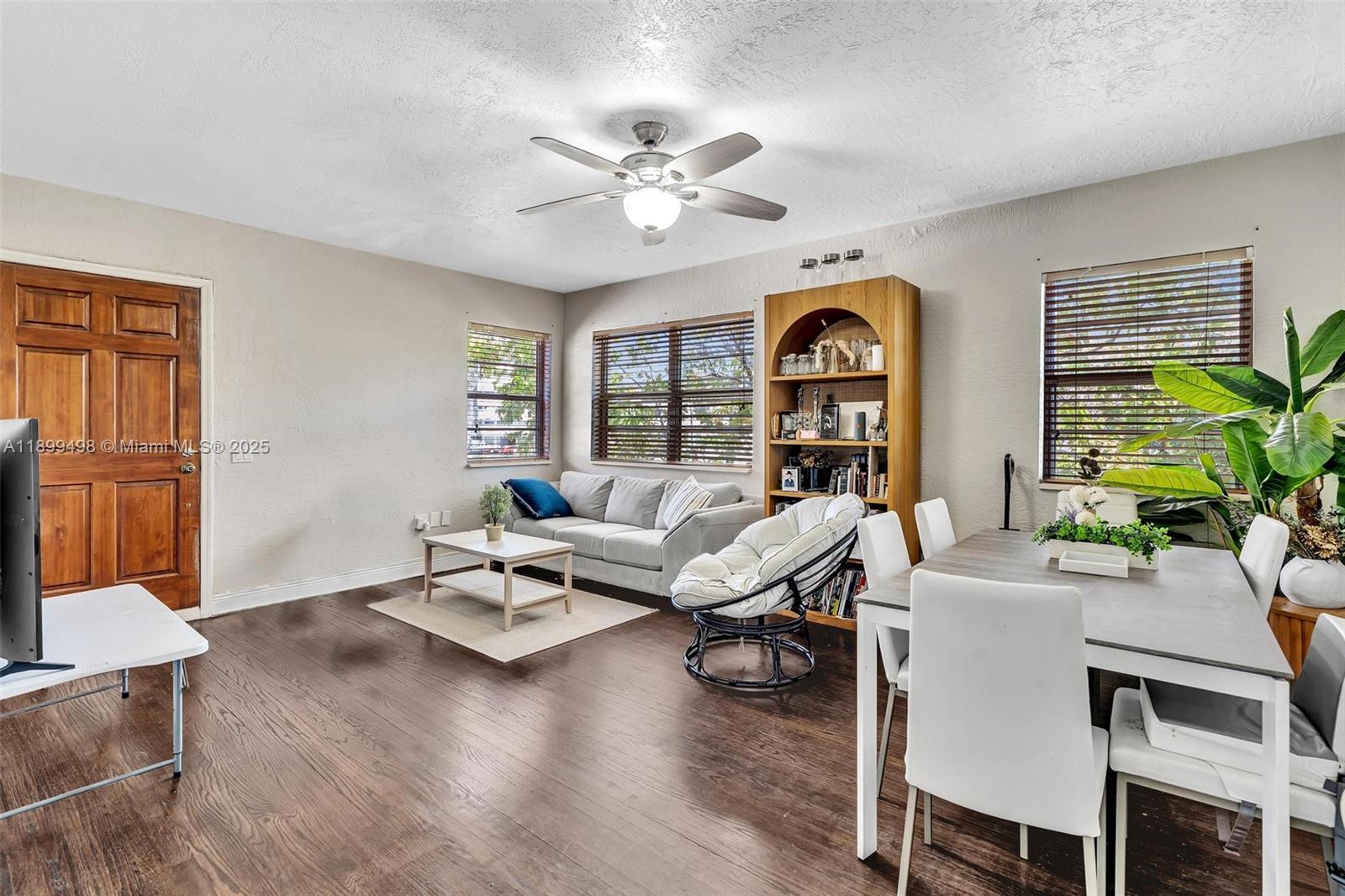 836 W 40th St, Miami Beach