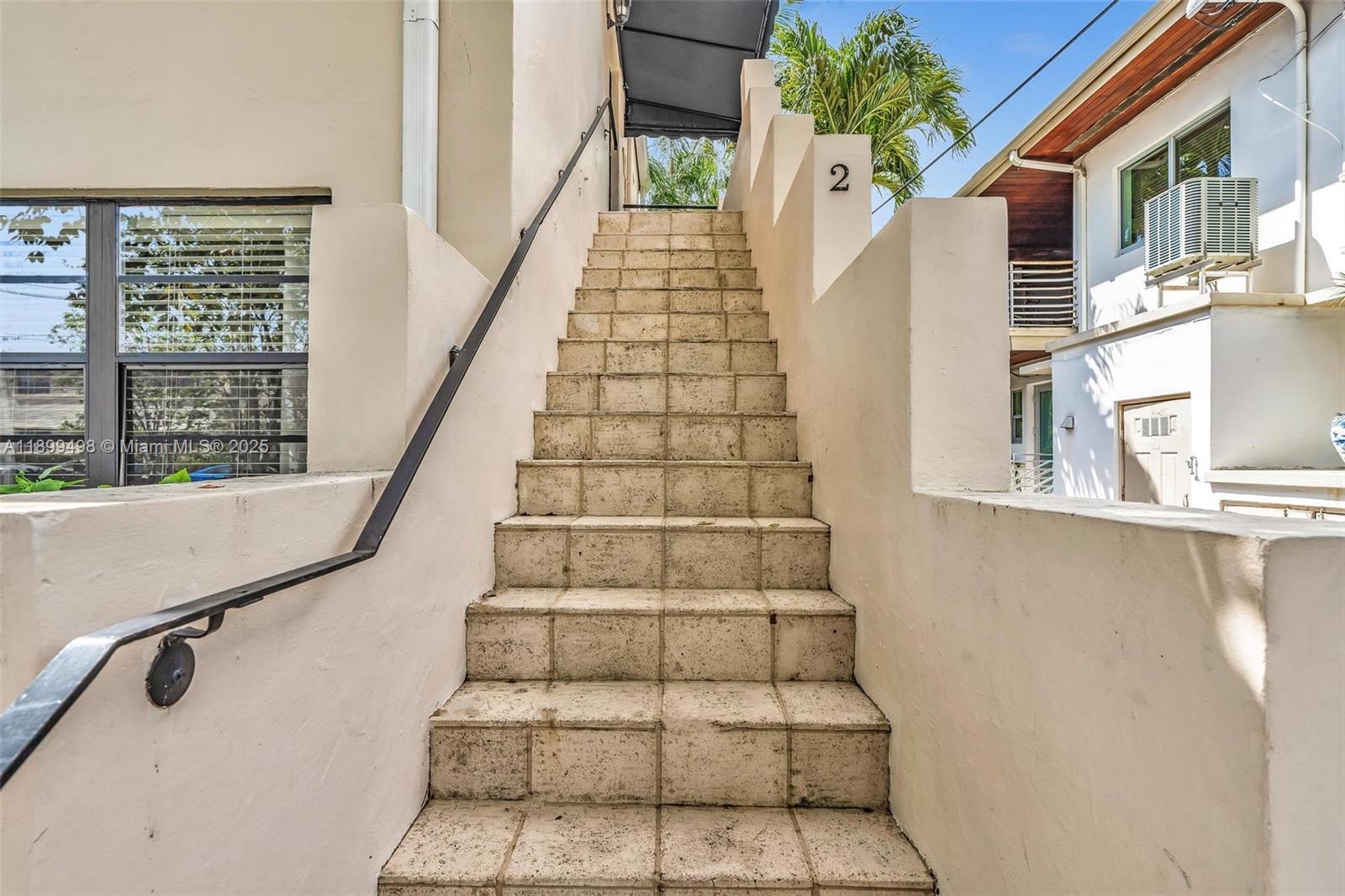 836 W 40th St, Miami Beach