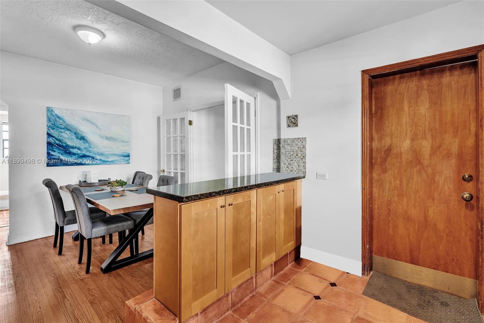 836 W 40th St, Miami Beach