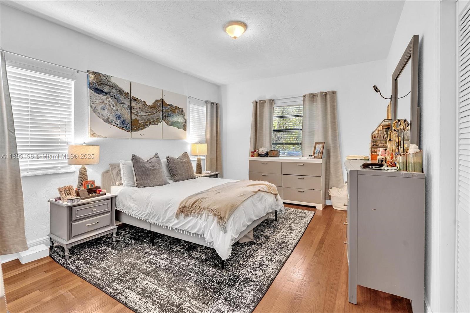 836 W 40th St, Miami Beach