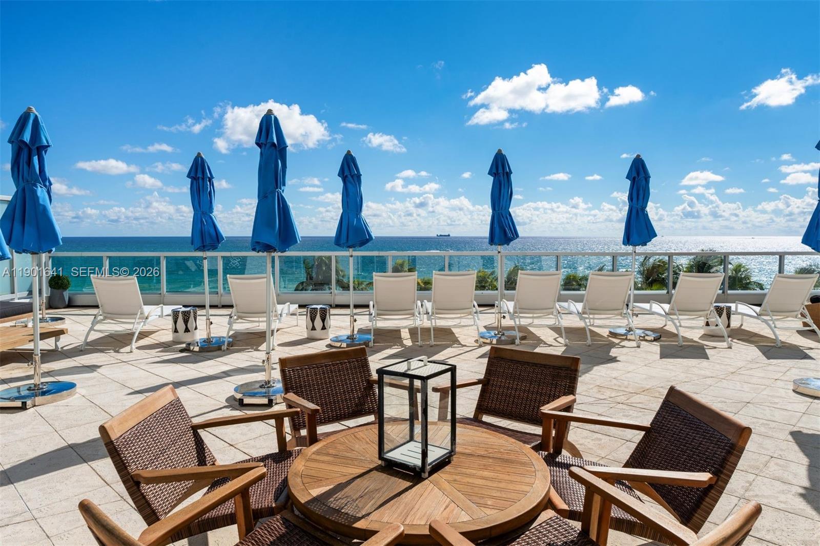 4391 Collins Ave # 512