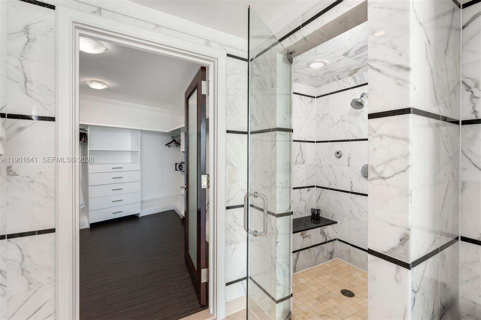 4391 Collins Ave # 512