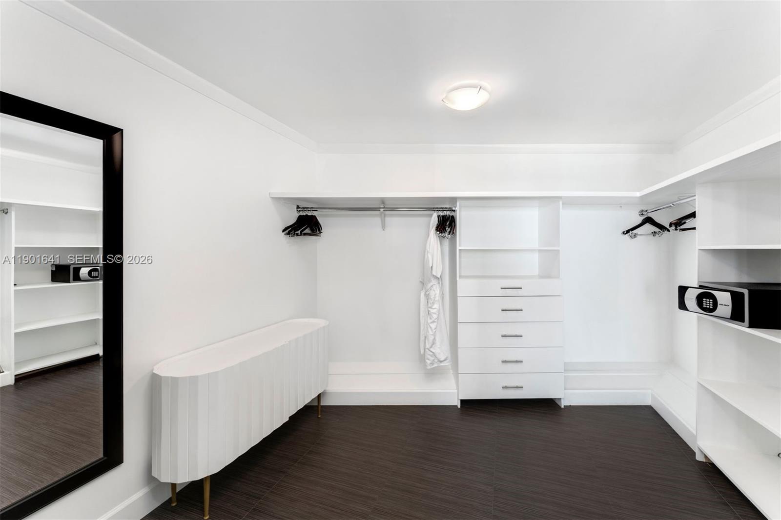 4391 Collins Ave # 512