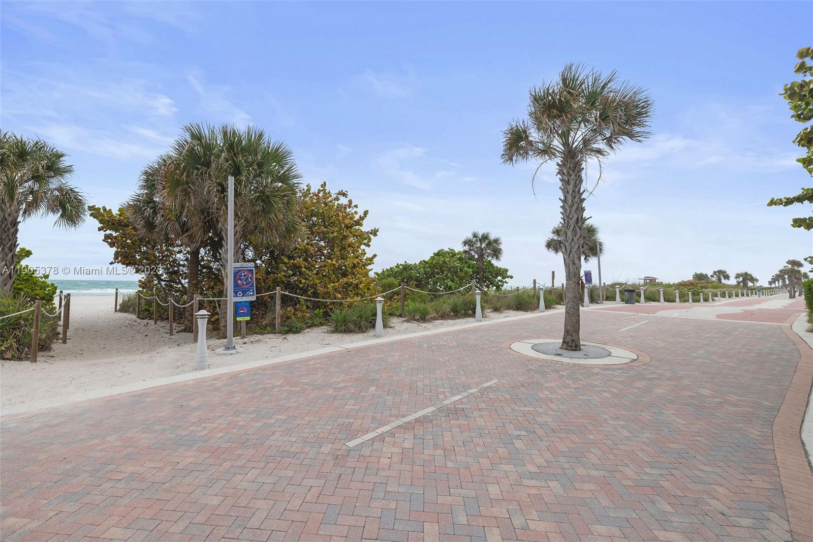 5055 Collins Ave # 2J