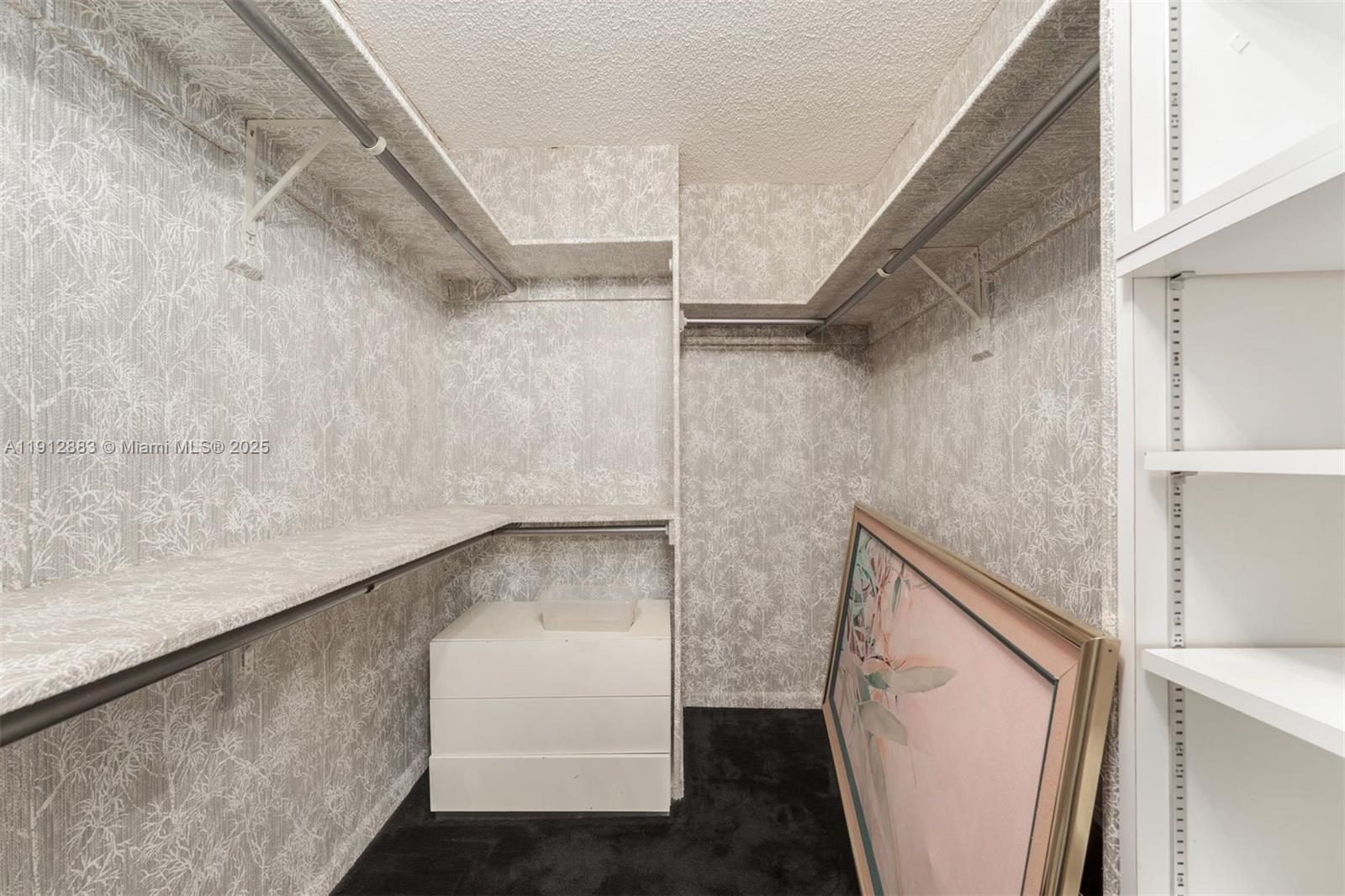 5500 Collins Ave # 304