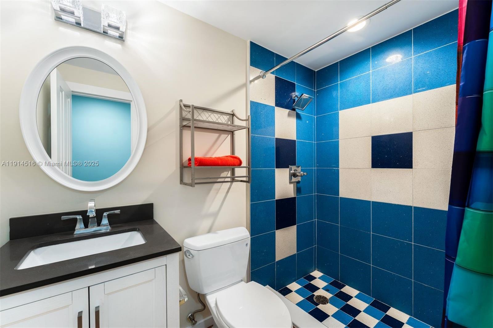 5025 Collins Ave # 1 Unit: PH-1