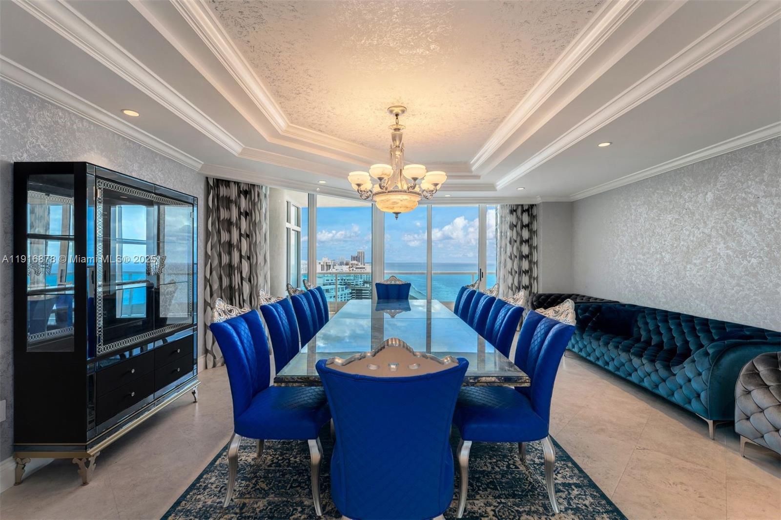 5025 Collins Ave # 1 Unit: PH-1