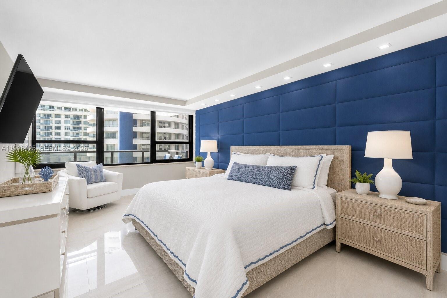 5225 Collins Ave # 603