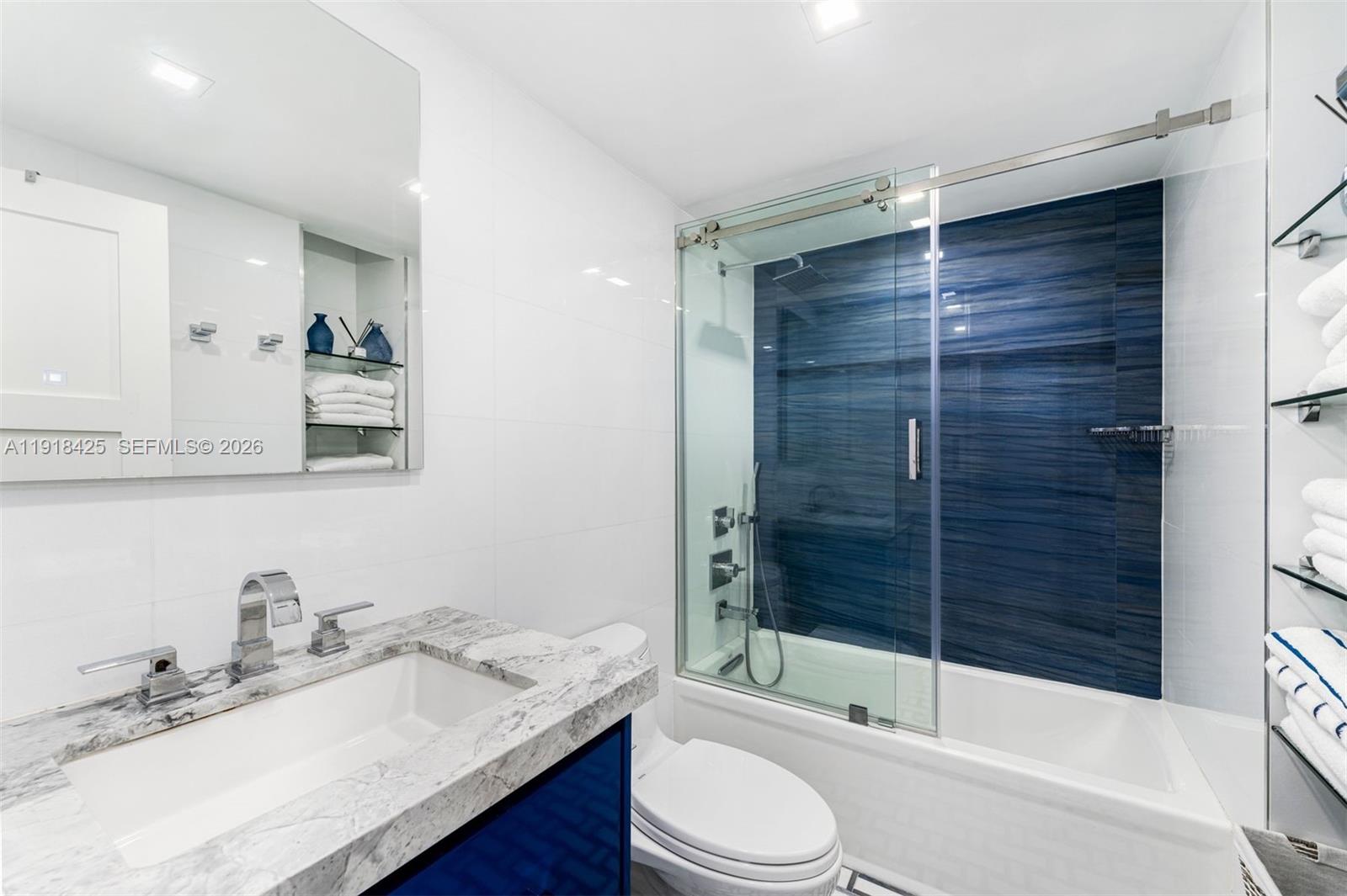 5225 Collins Ave # 603