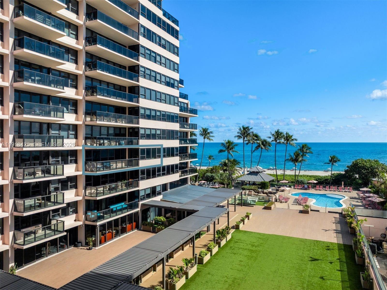 5225 Collins Ave # 603