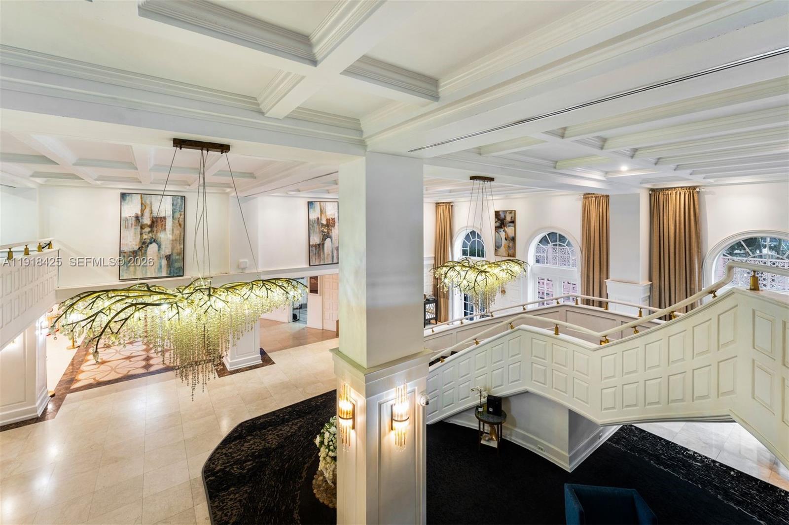 5225 Collins Ave # 603