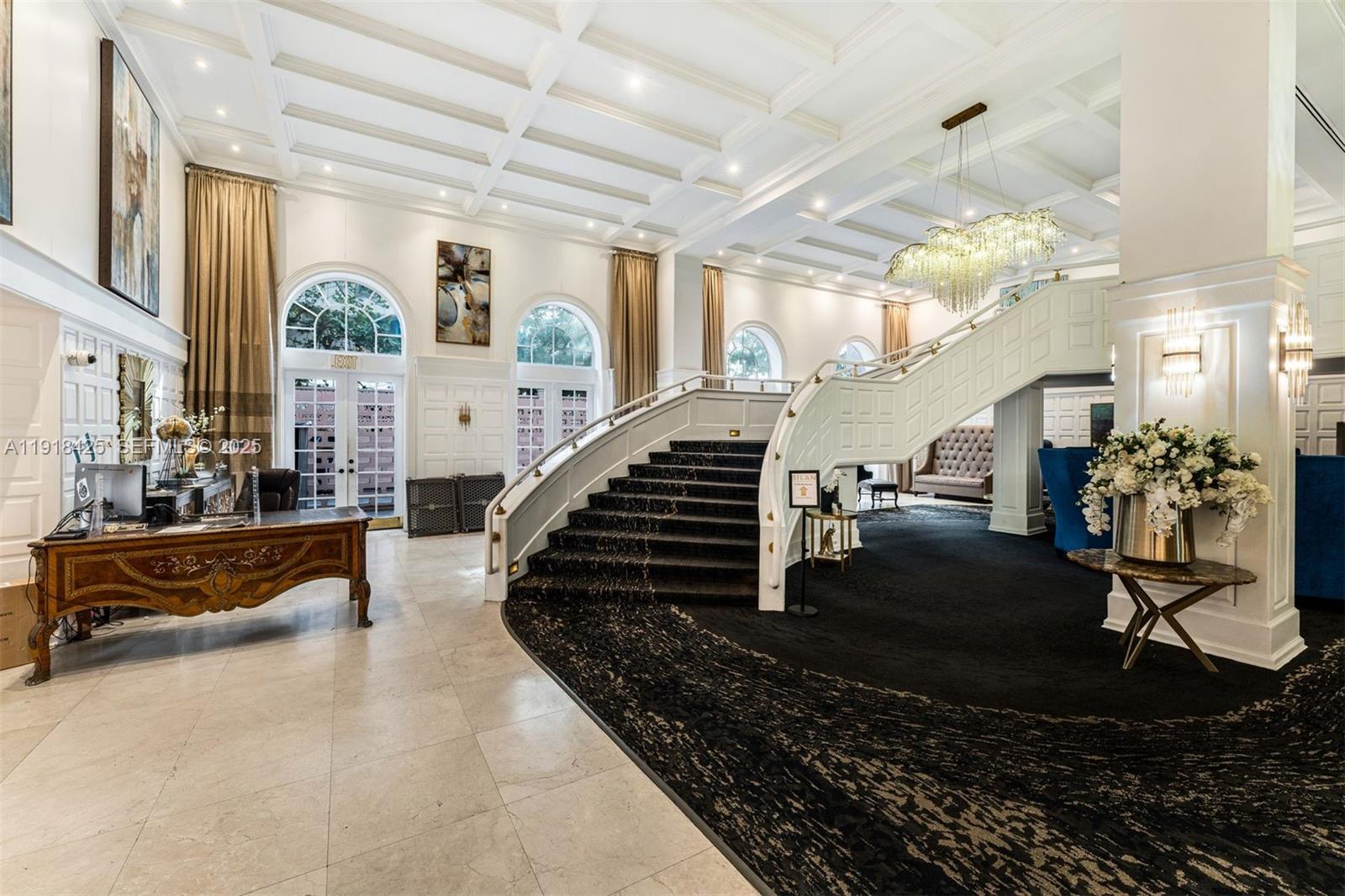 5225 Collins Ave # 603