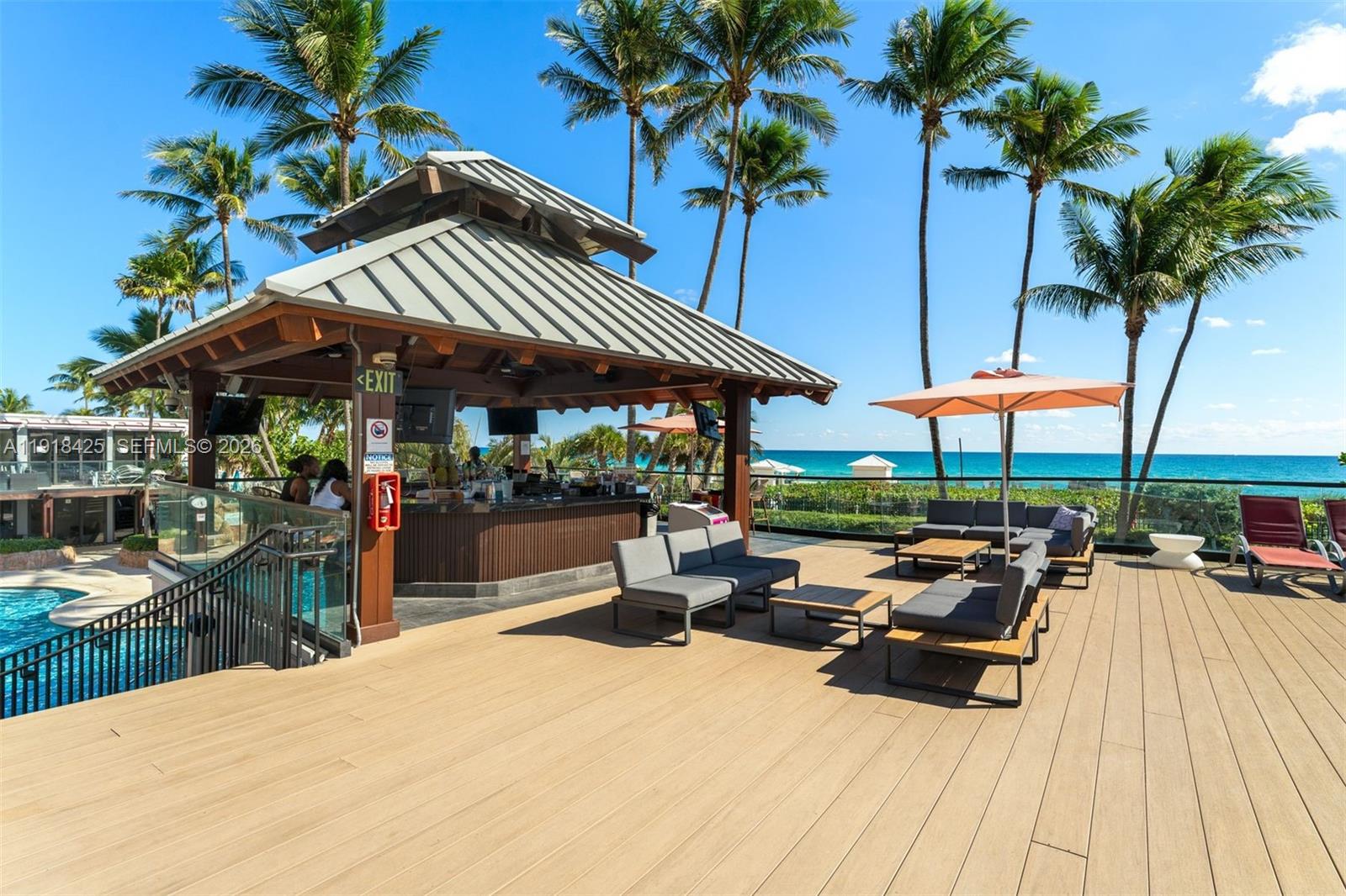 5225 Collins Ave # 603