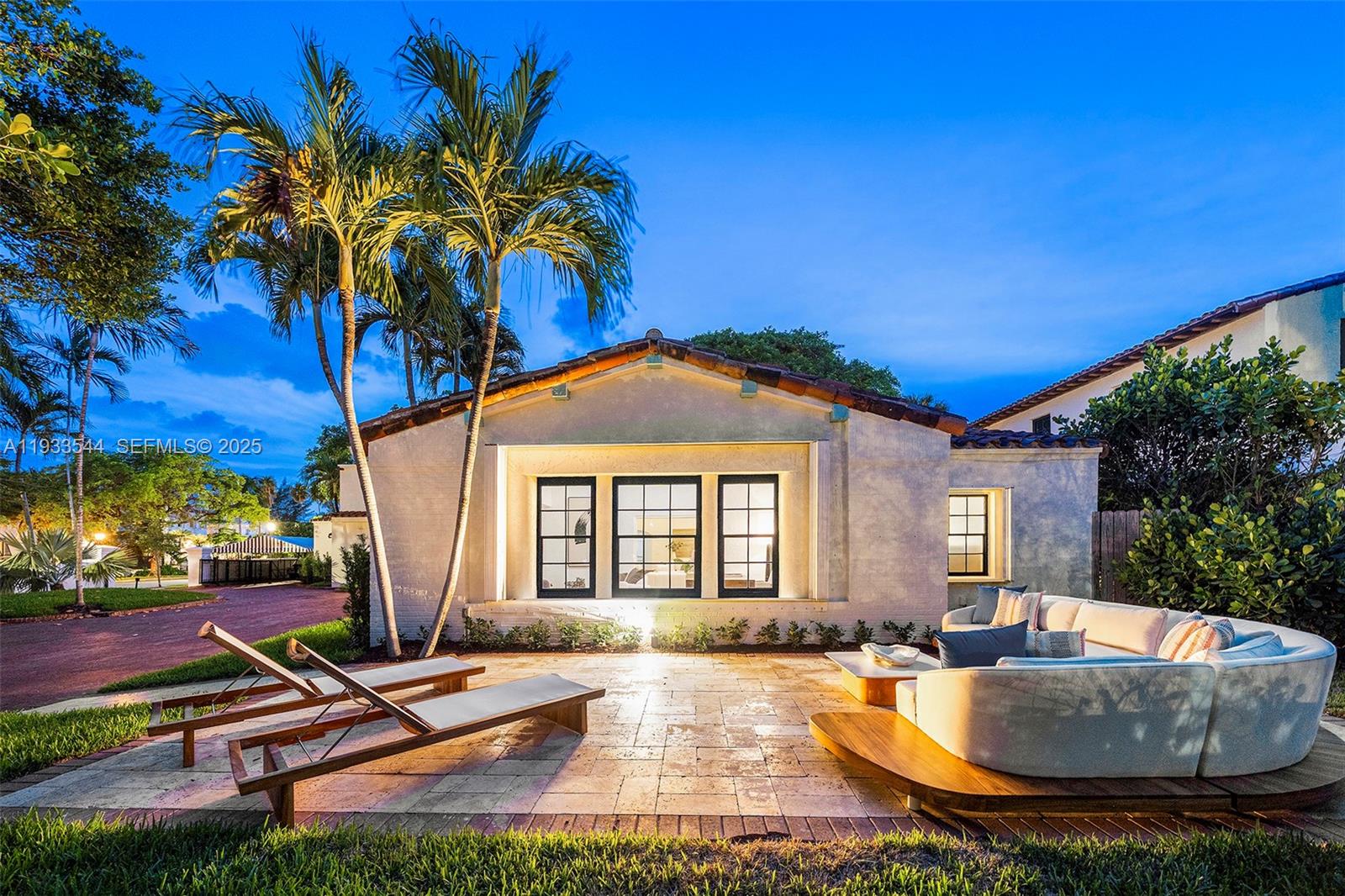 3500 Flamingo Dr