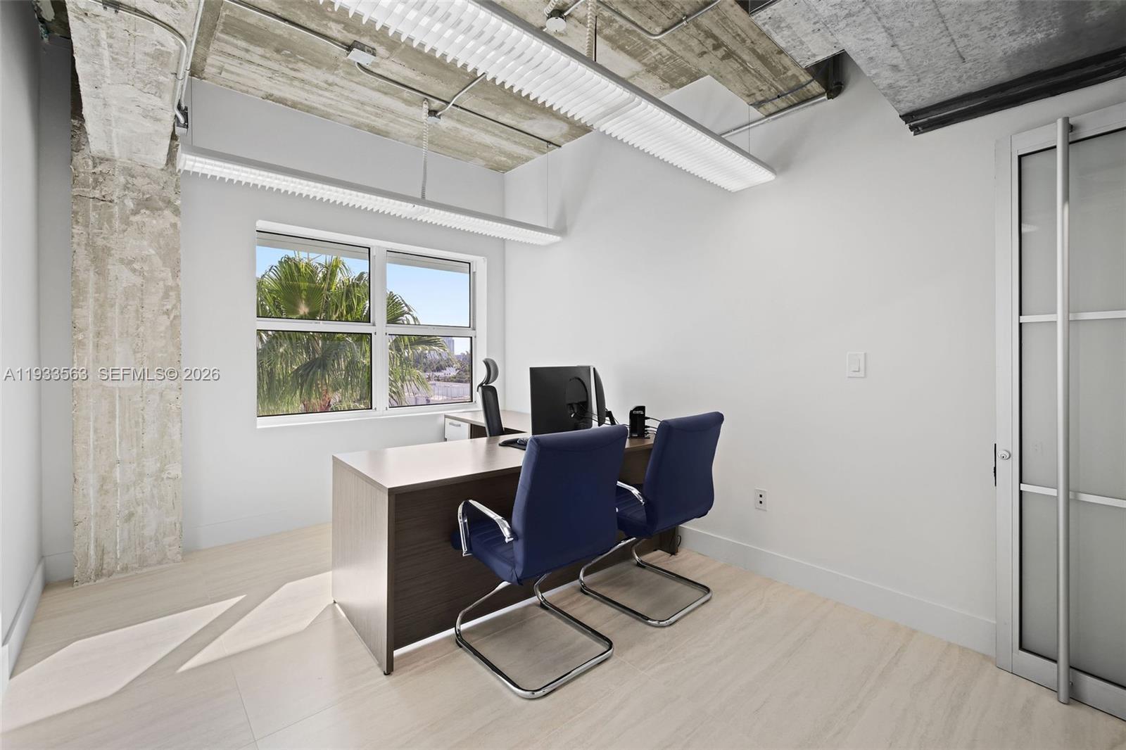 605 Lincoln Rd # 500