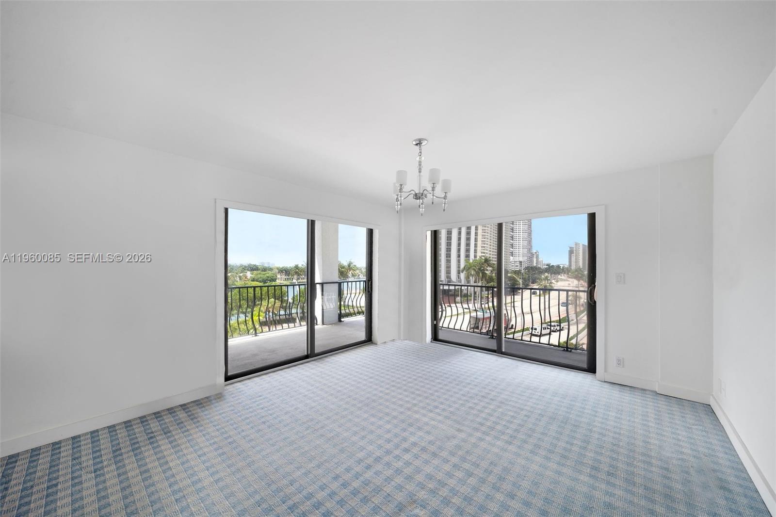 5415 Collins Ave Unit: 501/601