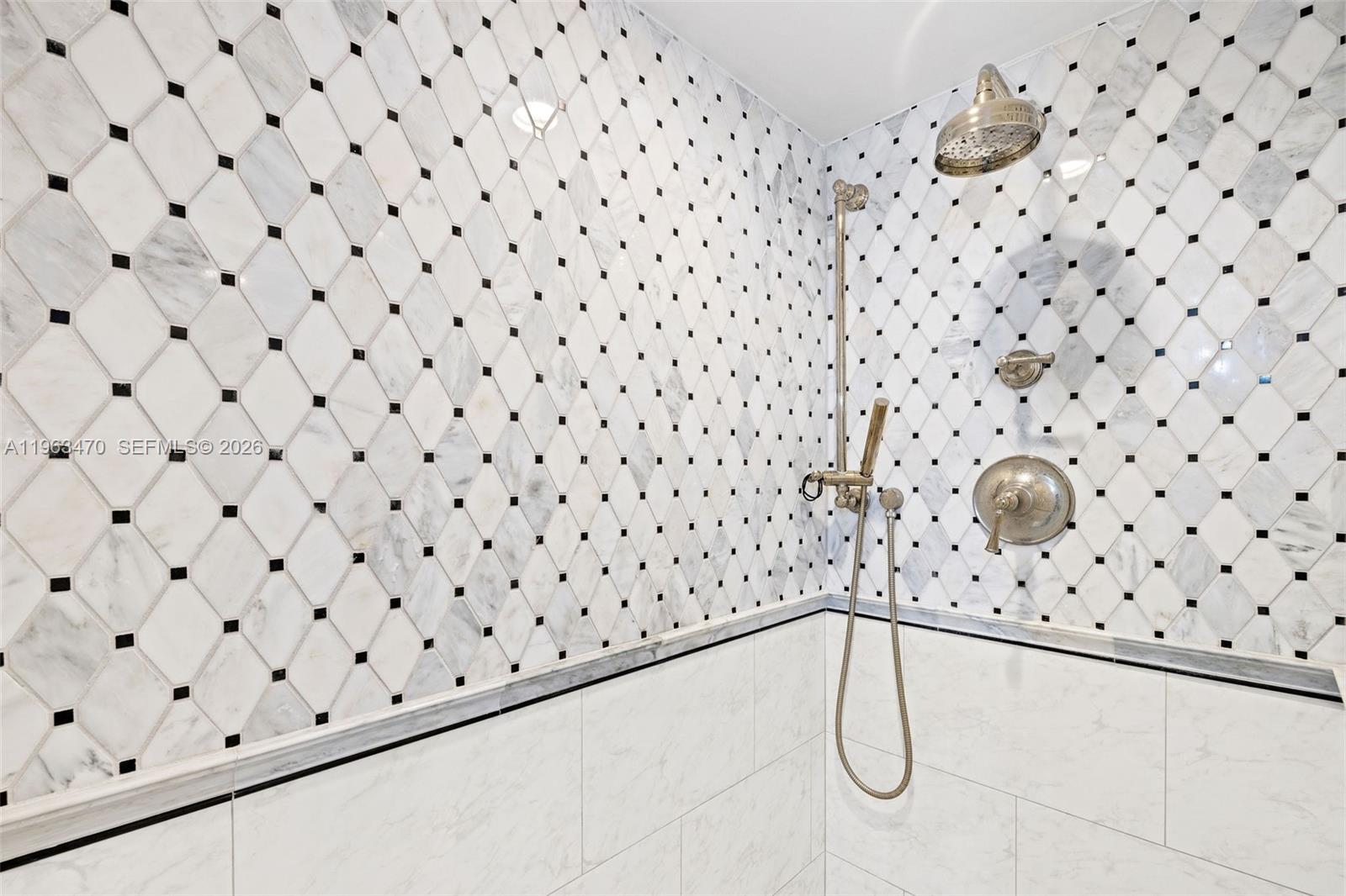 4201 N Ocean Blvd # 208