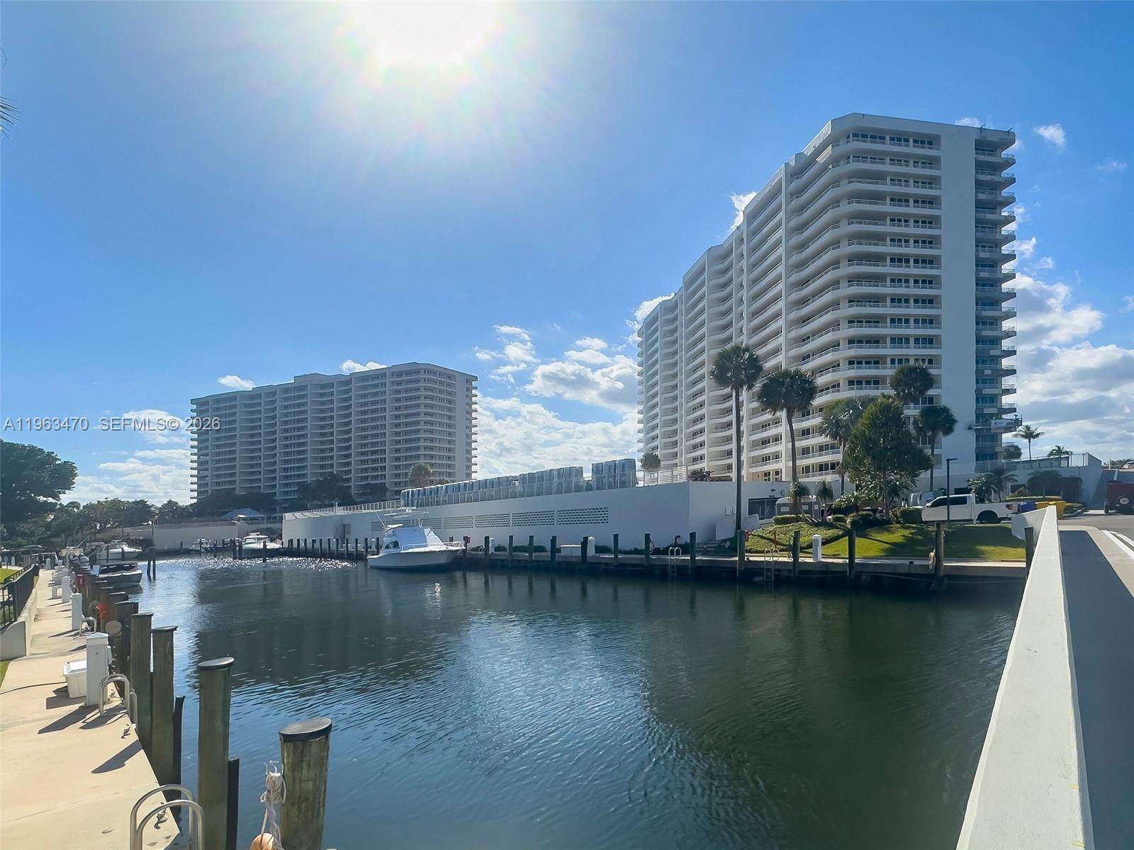 4201 N Ocean Blvd # 208