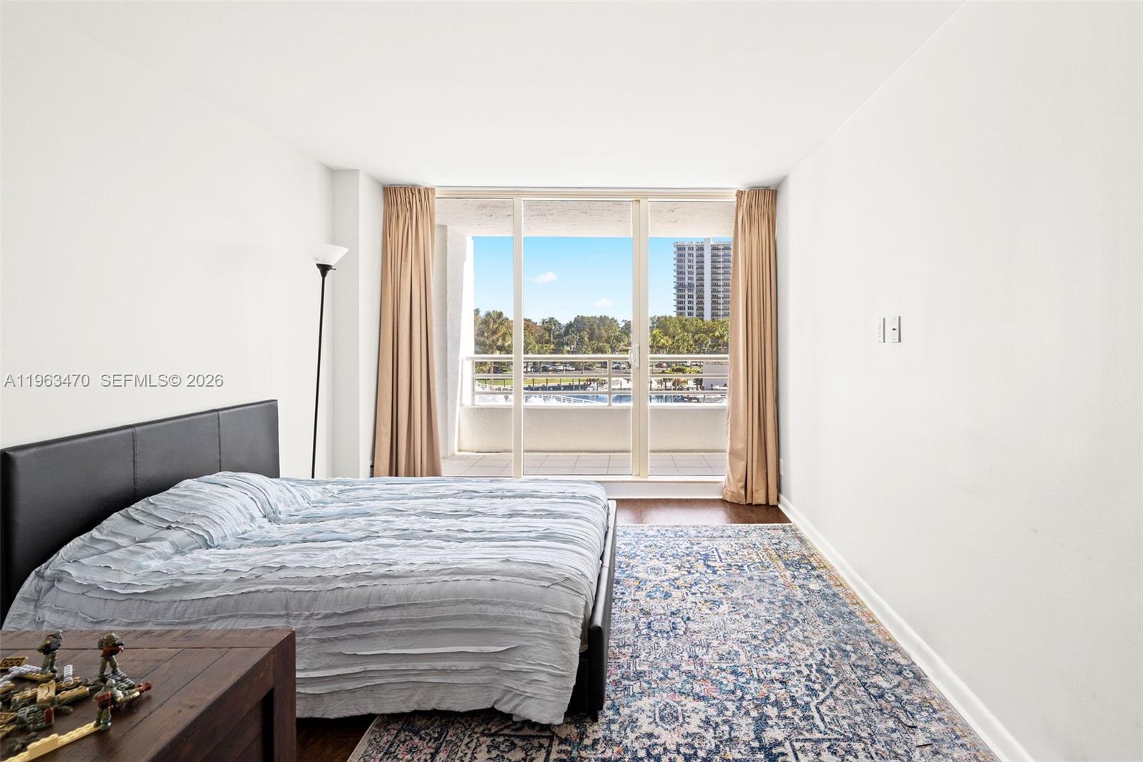 4201 N Ocean Blvd # 208