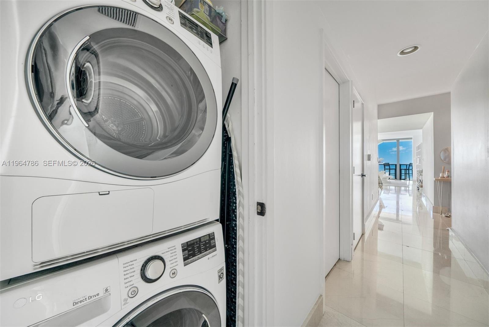 6799 Collins Ave # 1102