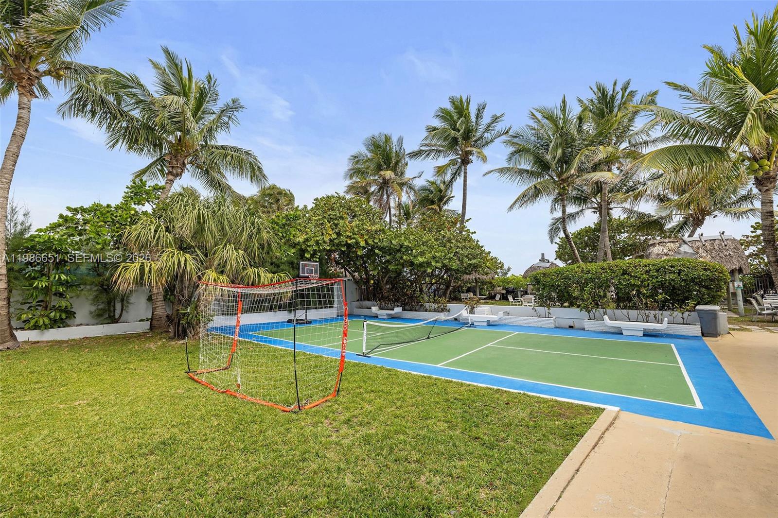 5055 Collins Ave # 5M