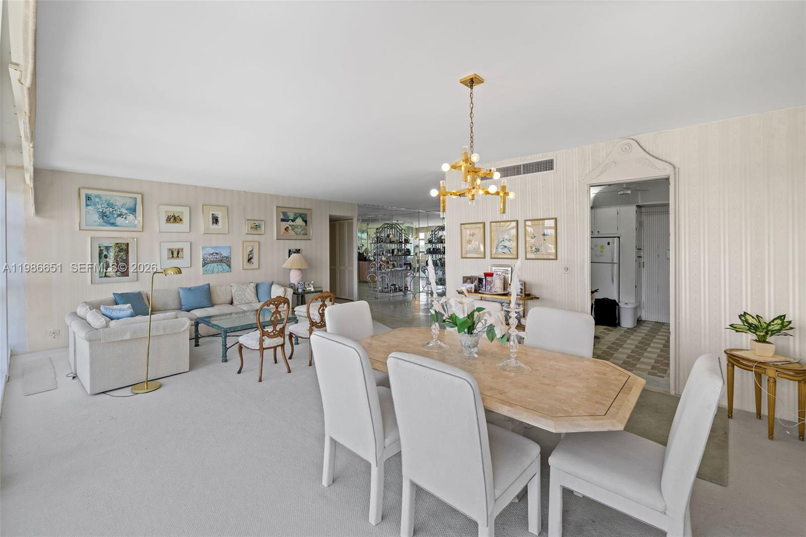 5055 Collins Ave # 5M
