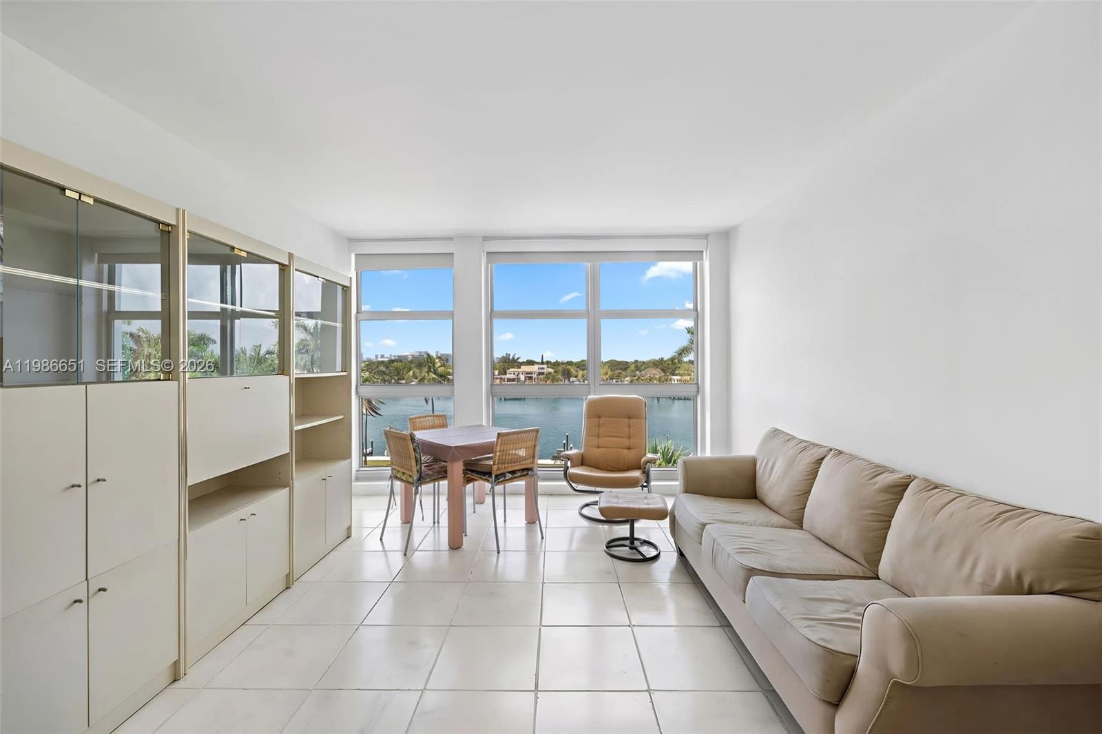 5055 Collins Ave # 5M