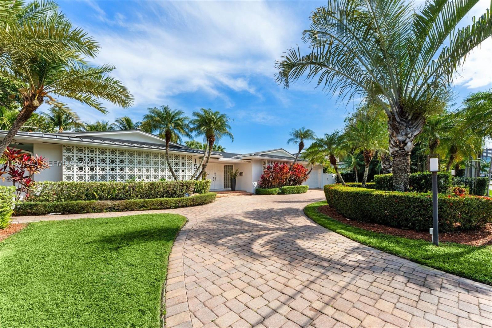 1525 Diplomat Pkwy