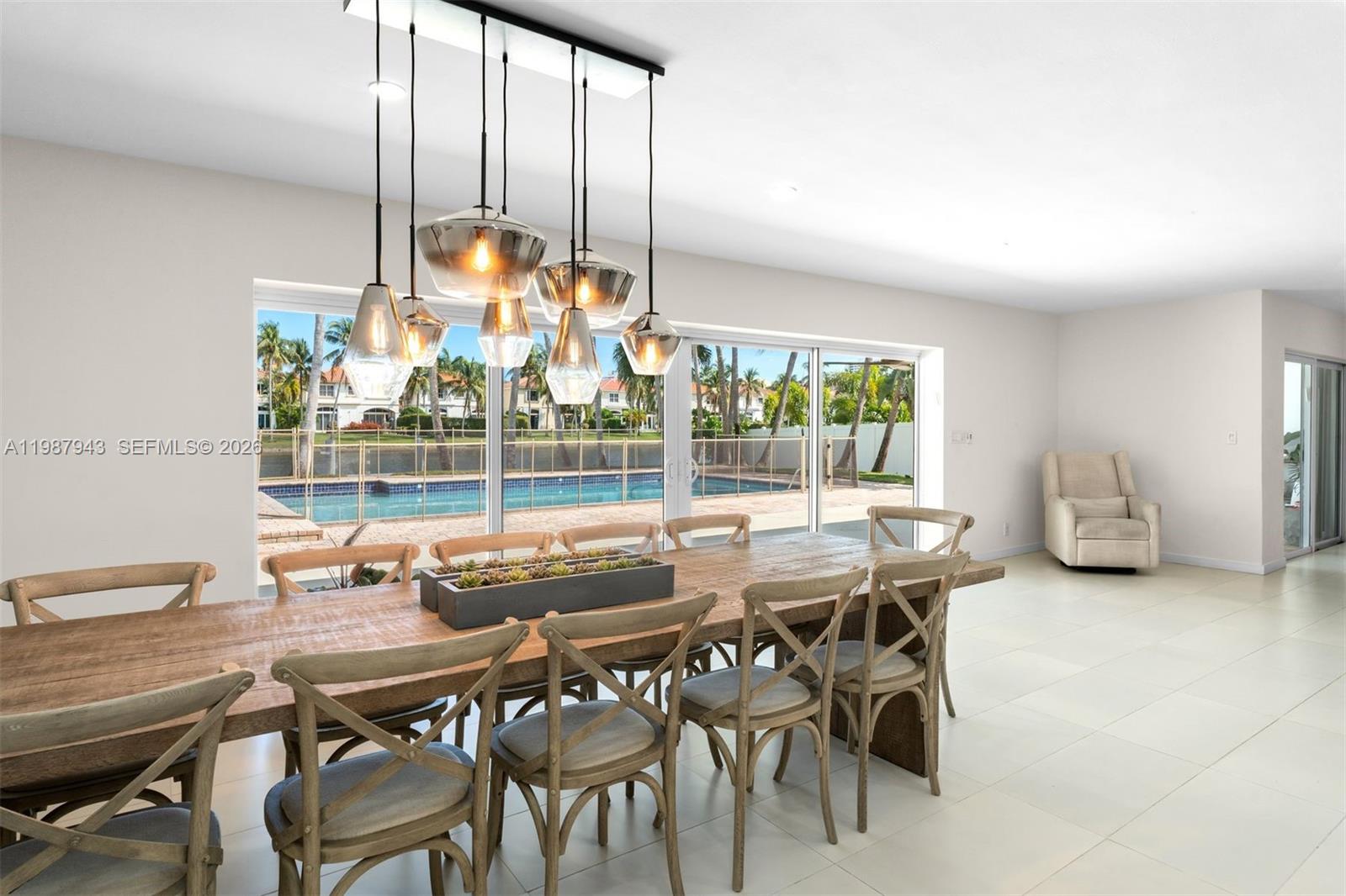 1525 Diplomat Pkwy