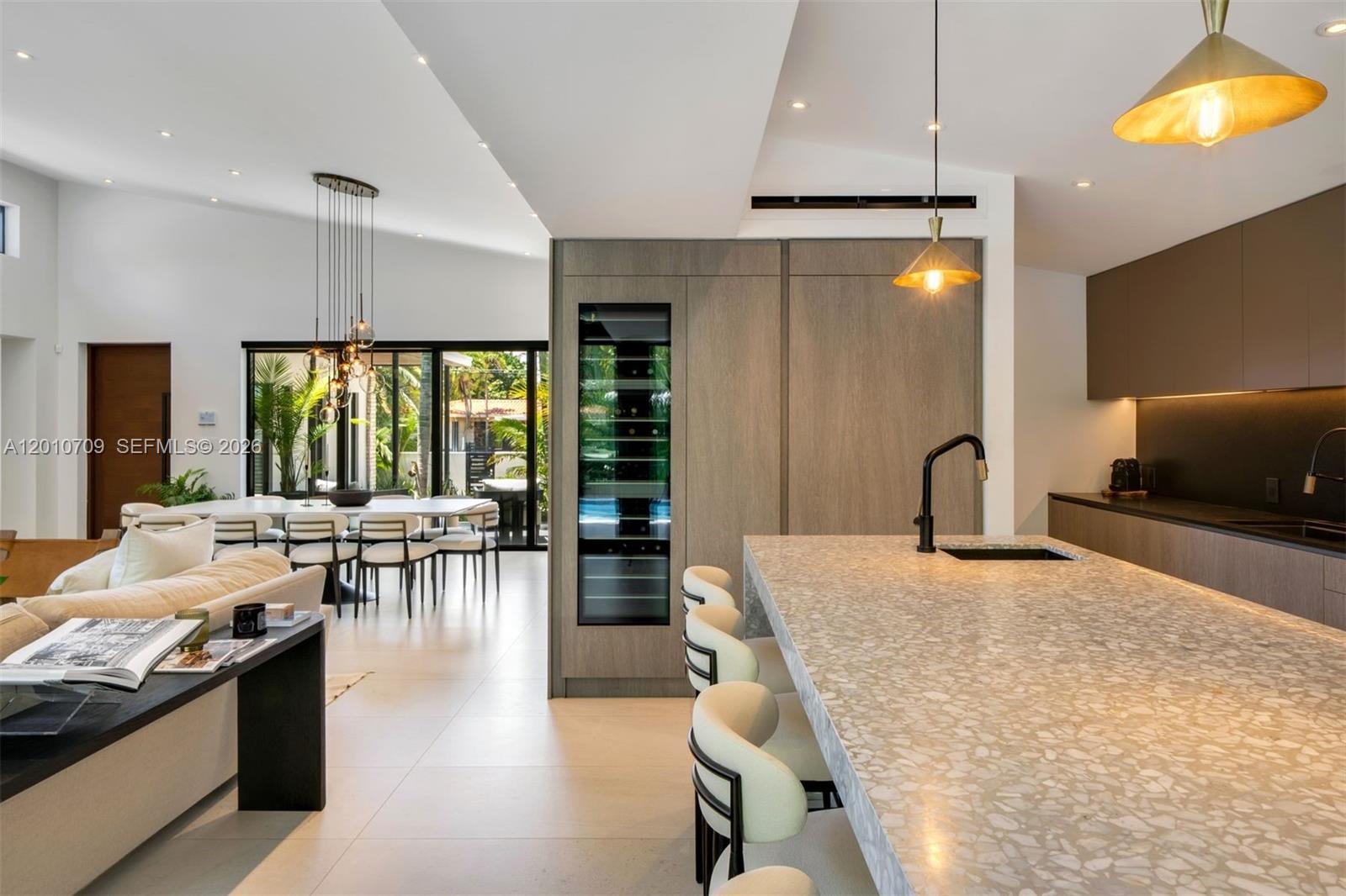 5225 La Gorce Dr